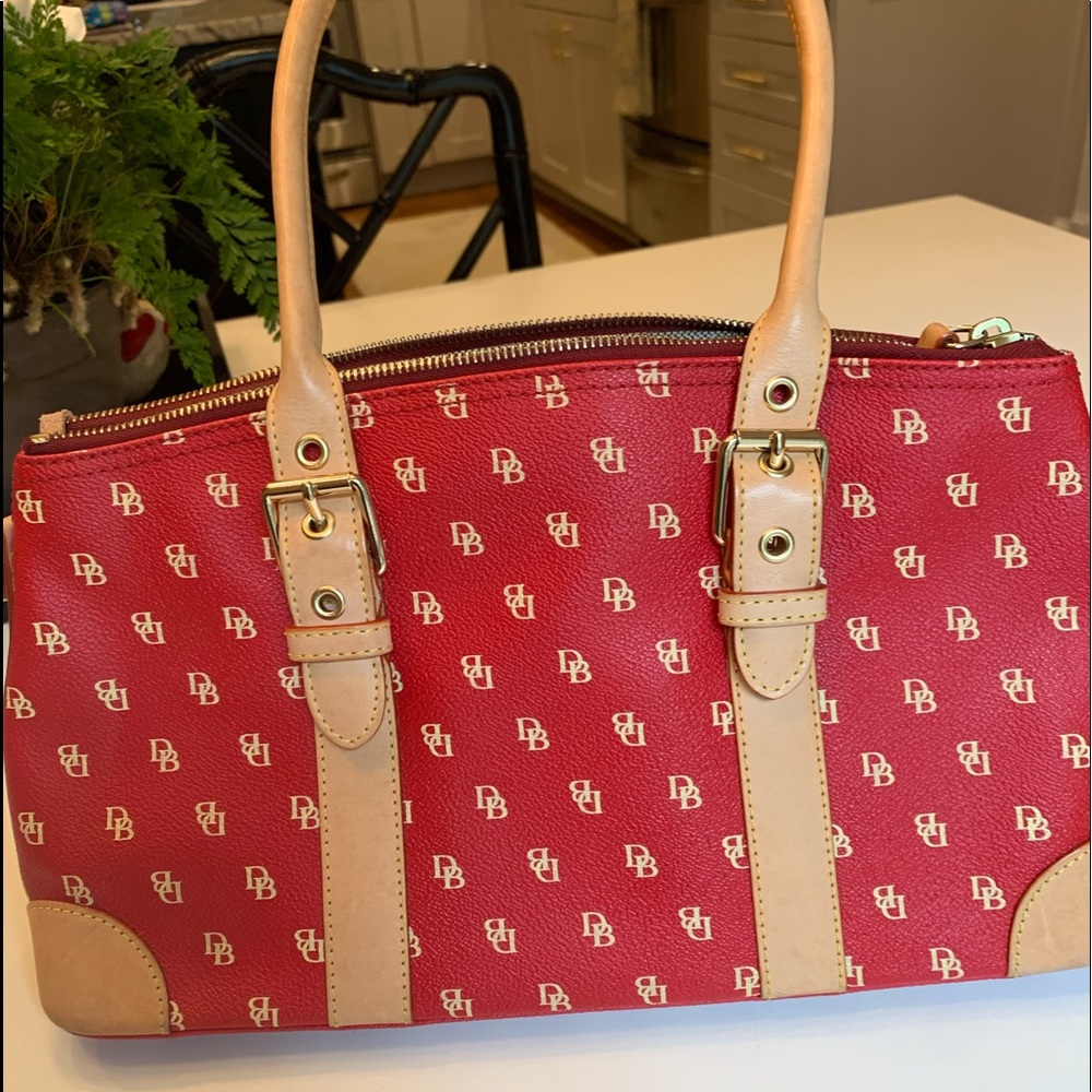 Like New Red Dooney & Bourke Handbag